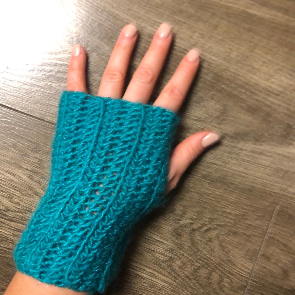 Wrist warmers size M-L